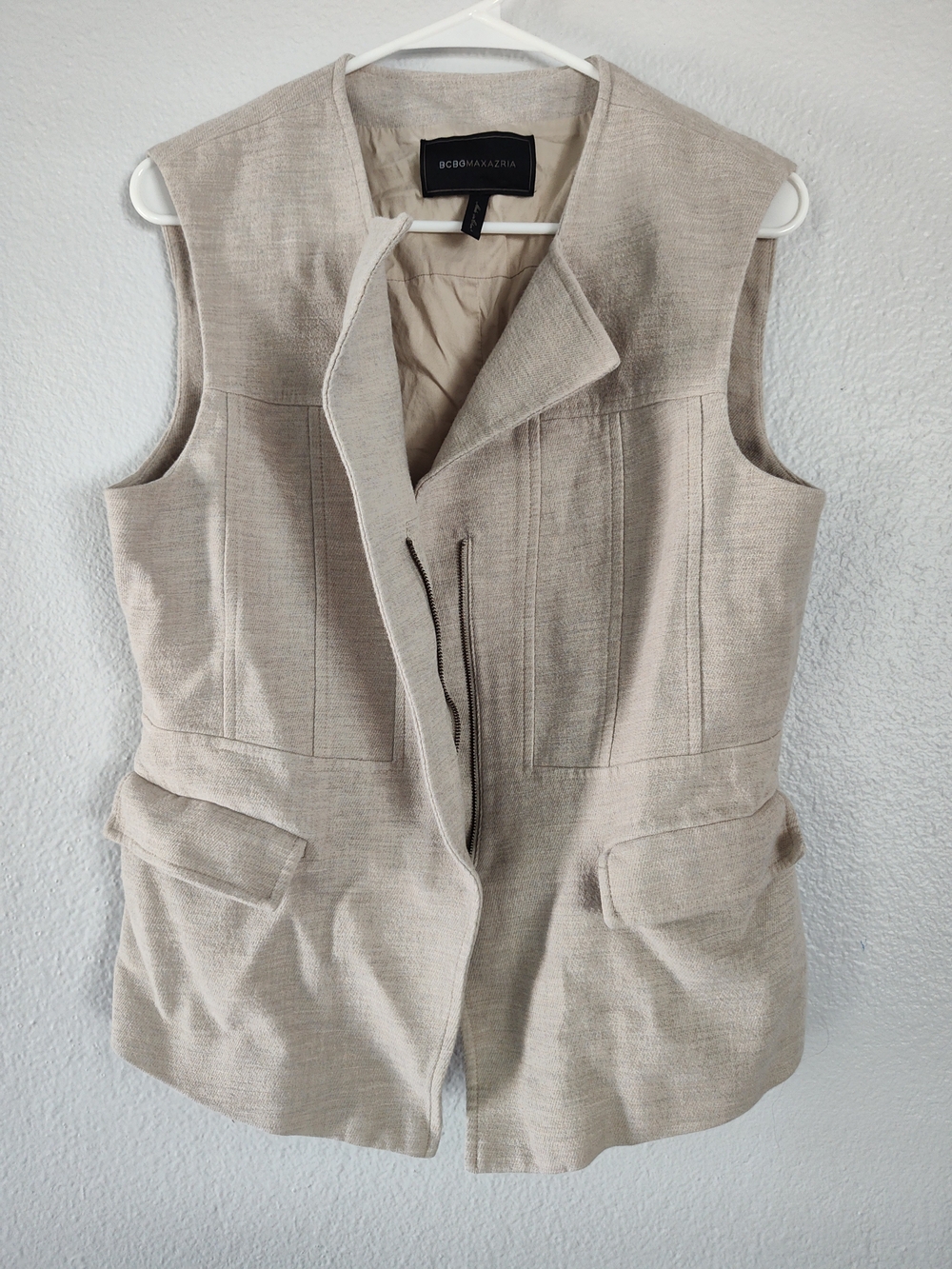BCBGMAXAZRIA Beige Sleeveless Zip-Front Vest Size L